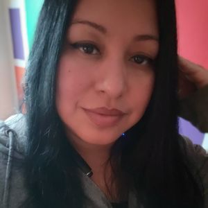 Meet your Posher, Ofelia